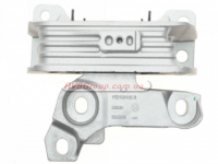 Кронштейн двигателя